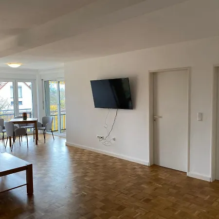 Tolle Vier Zimmerwohnung Διαμέρισμα *